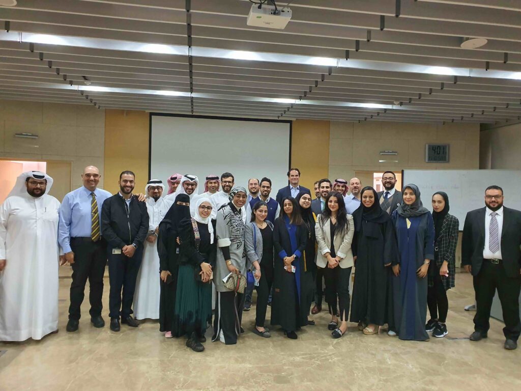 Stefan Gröschl with the fantastic students at the French Arabian Business School in Manama, Bahrain